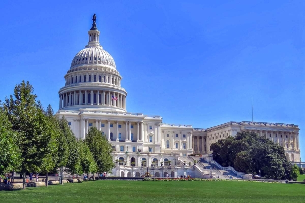 
 Сенаторы США Синтия Луммис и Кирстен Гиллибранд предложили принять закон о регулировании цифровых активов                        